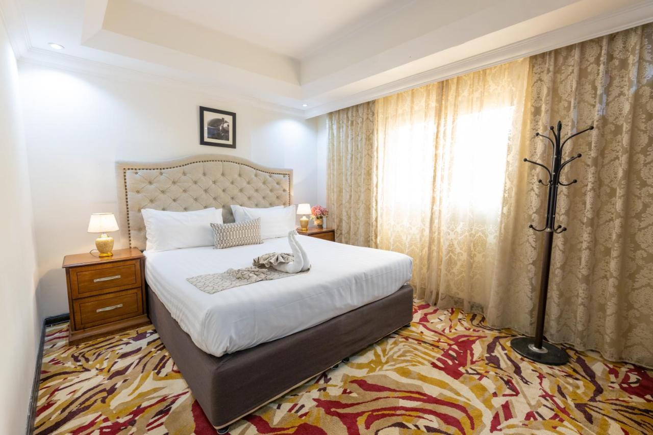 Ewan Ajman Suites Hotel Ngoại thất bức ảnh