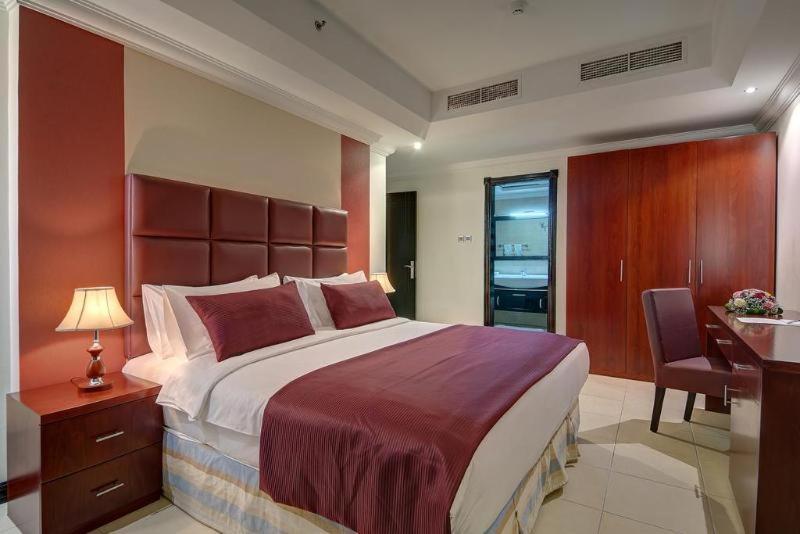 Ewan Ajman Suites Hotel Phòng bức ảnh