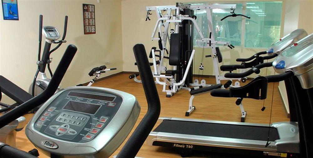 Ewan Ajman Suites Hotel Ngoại thất bức ảnh