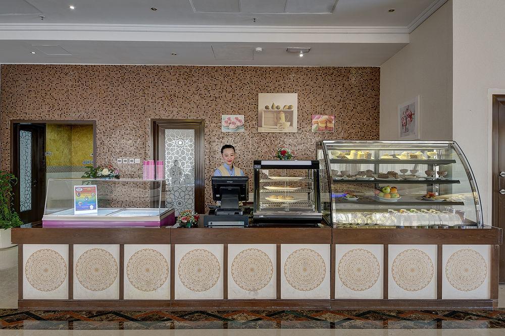 Ewan Ajman Suites Hotel Ngoại thất bức ảnh