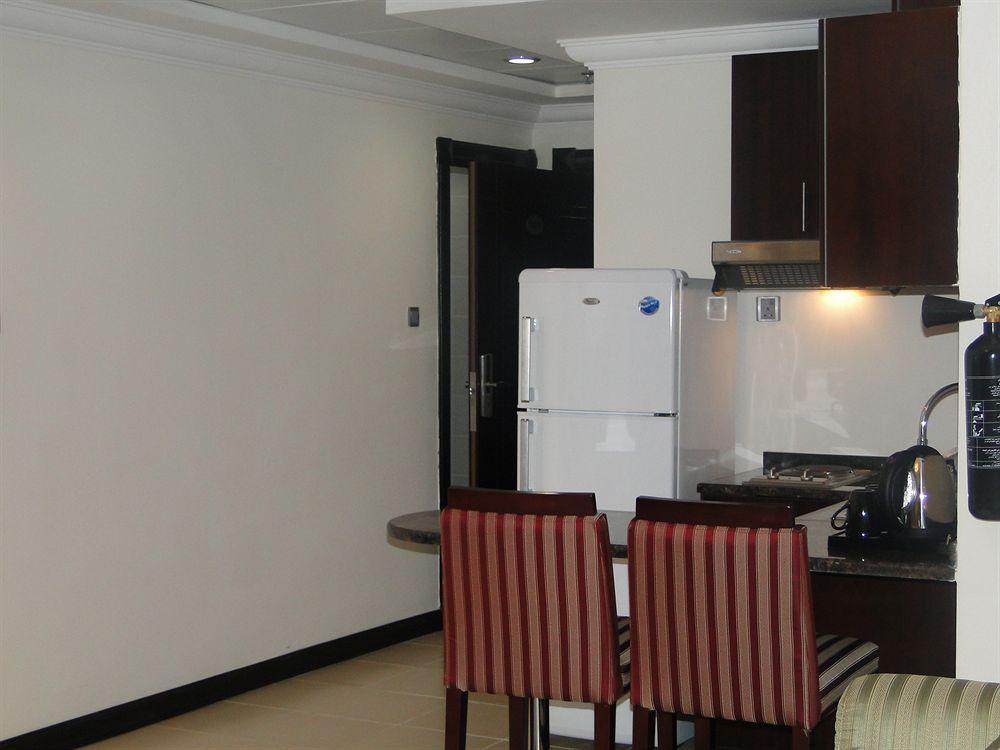 Ewan Ajman Suites Hotel Ngoại thất bức ảnh