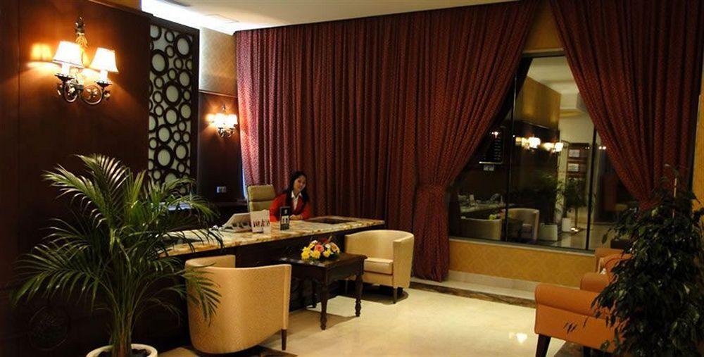 Ewan Ajman Suites Hotel Ngoại thất bức ảnh