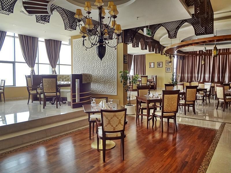 Ewan Ajman Suites Hotel Ngoại thất bức ảnh